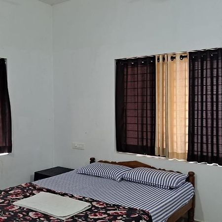 Pearl Inn Kottakkal Exteriér fotografie